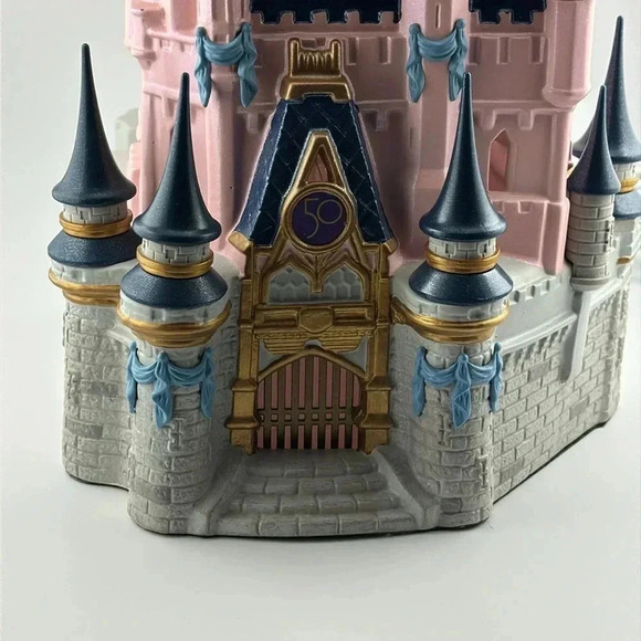 HTF~Scentsy Walt Disney World 50th Anniversary Cinderella Castle Wax Warmer - Picture 7 of 16